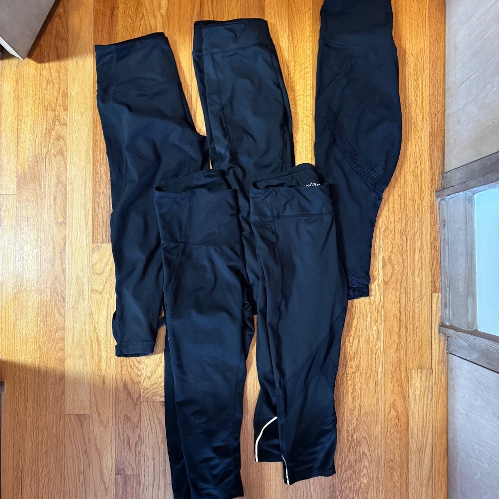 LOT of 5 Pairs of Zella Blk Workout Leggings Sz M